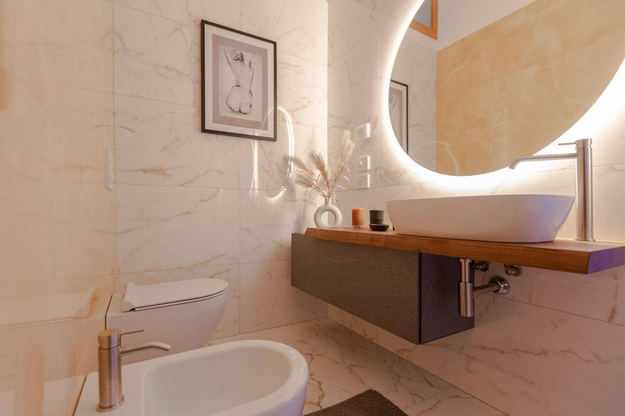 Trentino Lodge Piazza Municipio Strigno ภายนอก รูปภาพ